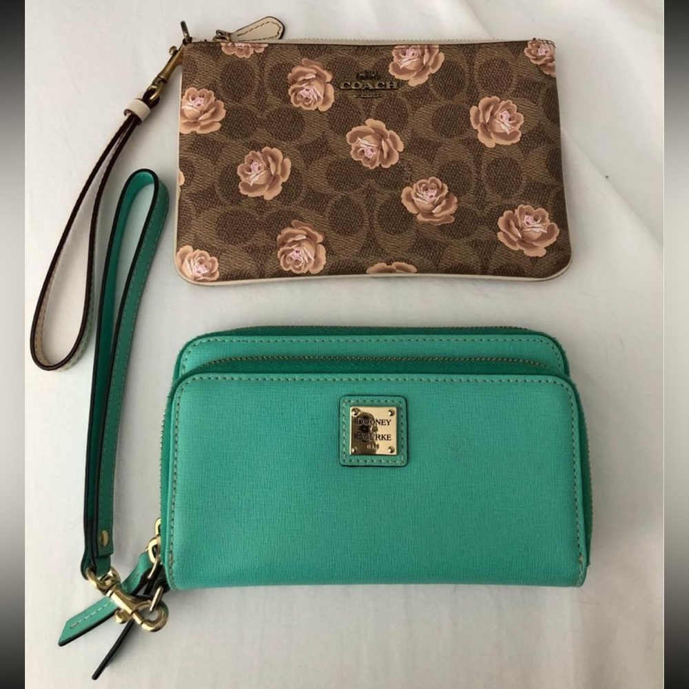 Teal green wrist wallet